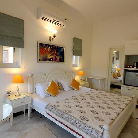 Appartamento Aashray Varanasi Esterno foto