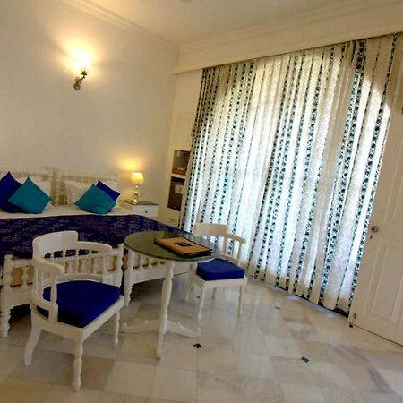 Appartamento Aashray Varanasi Esterno foto
